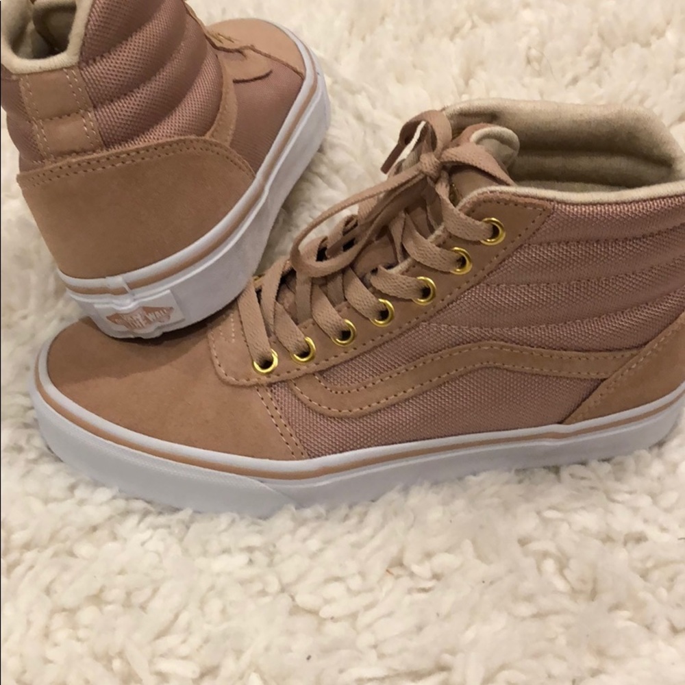 Women’s Vans hightop dusty rose/gold size 6.5